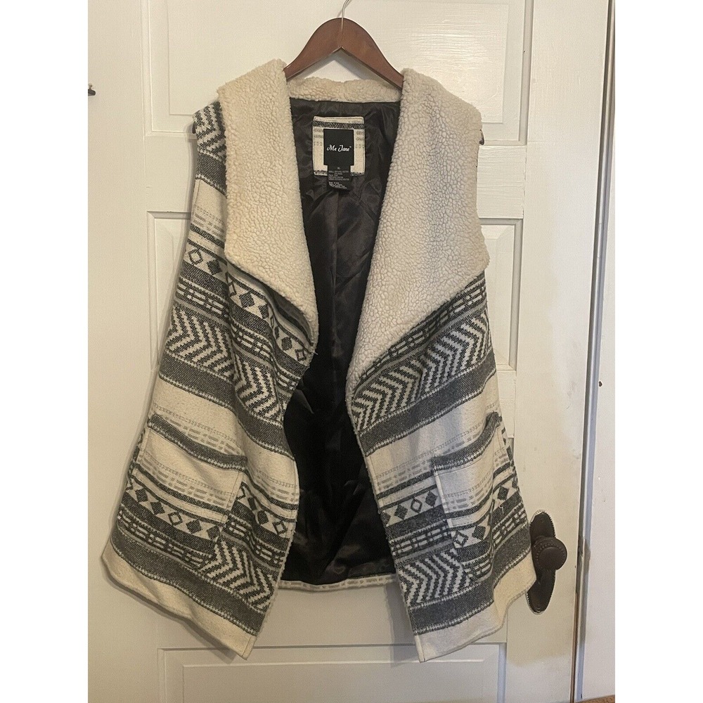 Me Jane XL Tribal Pattern Open Front Vest Warm‎
